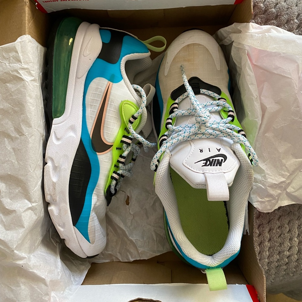 Nike Sneakers